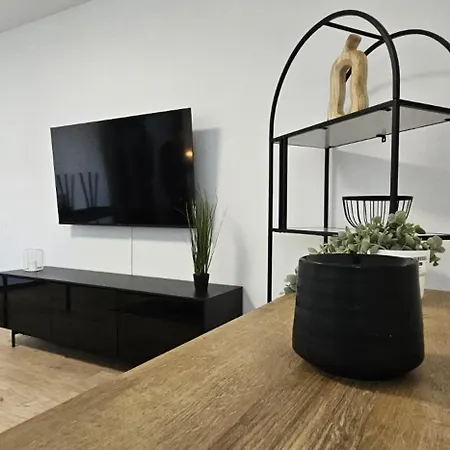 Apartamento Elegant & Peaceful - Private Parking *