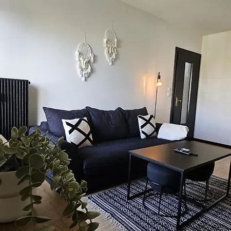 Daire Elegant & Peaceful - Private Parking *