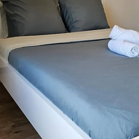 Elegant & Peaceful - Private Parking Apartamento Mulhouse