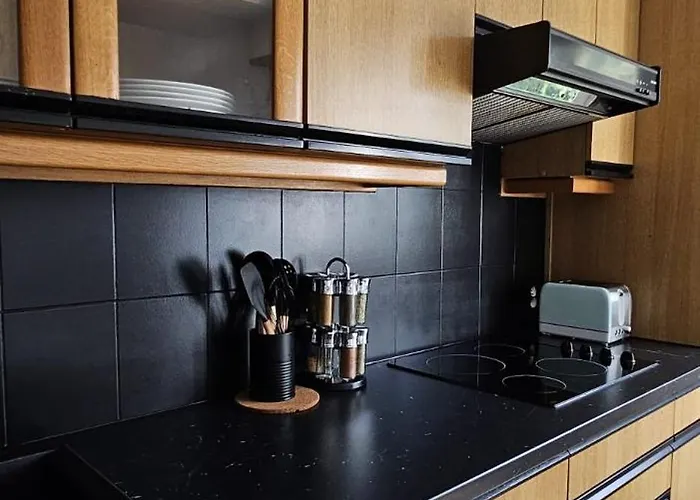 Daire Elegant & Peaceful - Private Parking *
